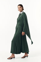 Сукня в зеленому відтінку з шовковим коміром